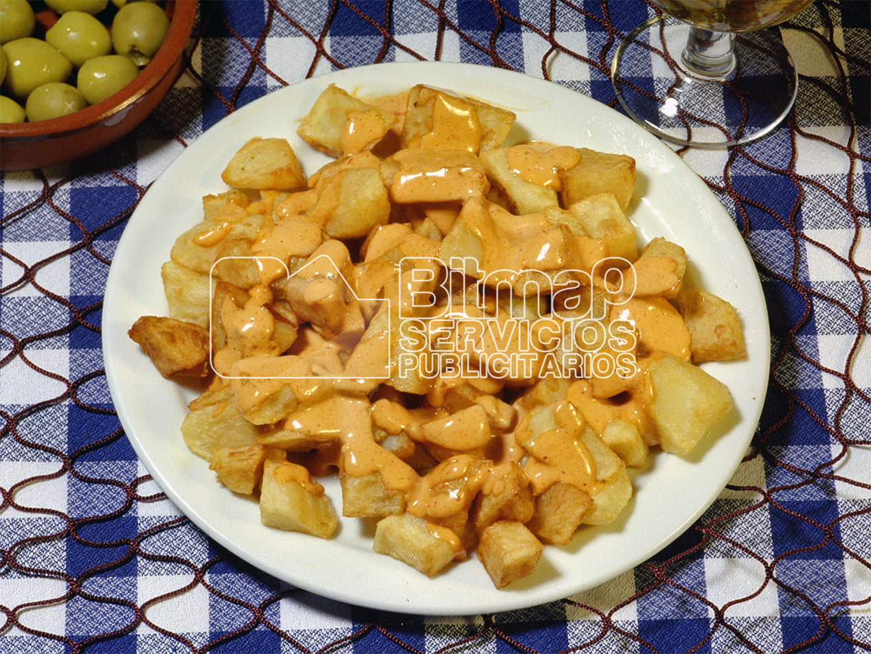 0330 Patatas bravas