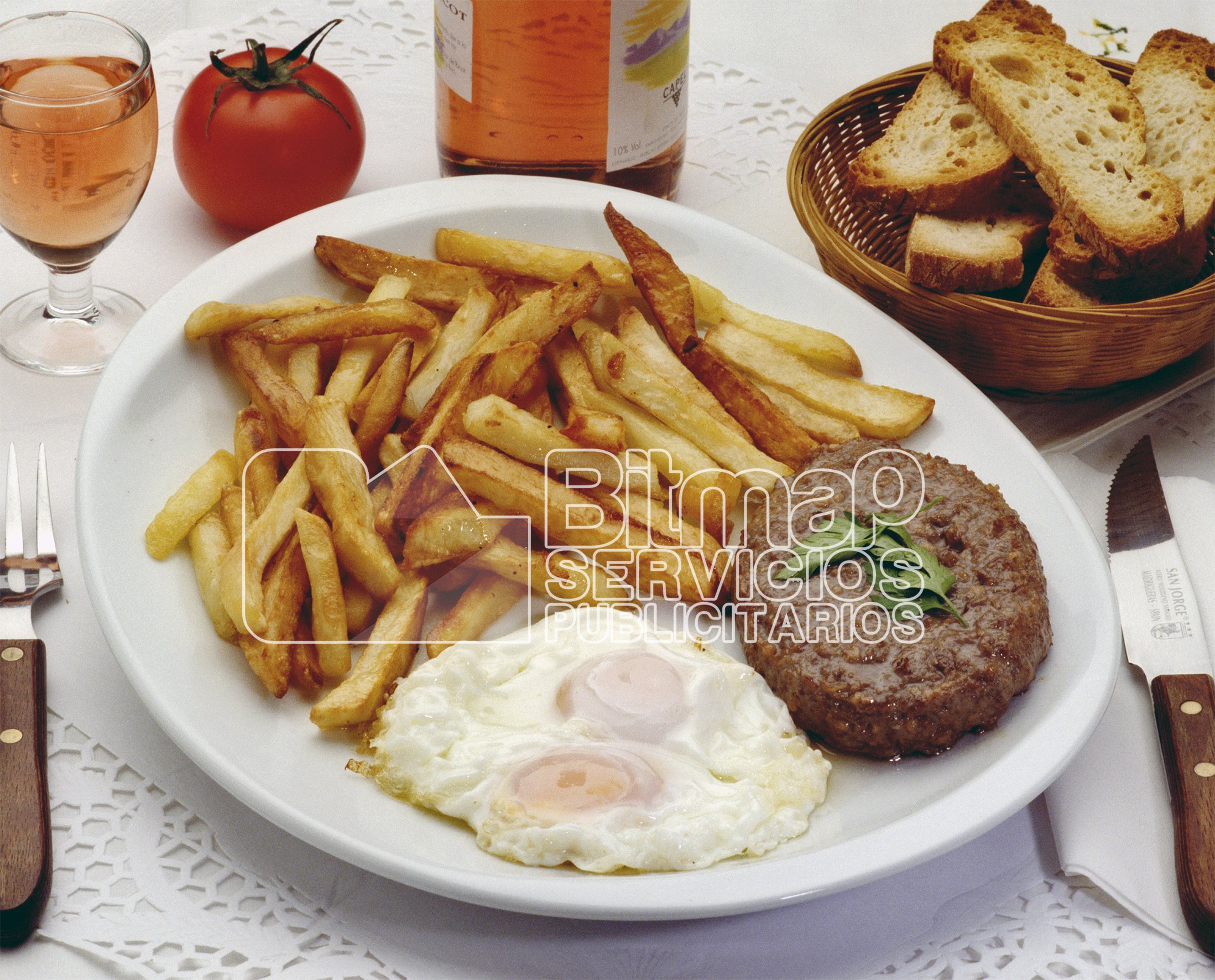 0922 HAMBURGUESA, Huevo frito, Patatas fritas